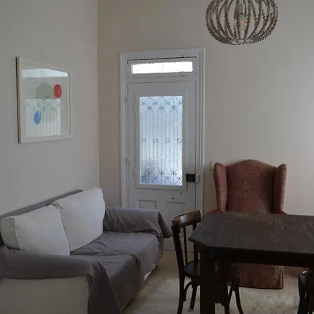 Apartament Neighborhood