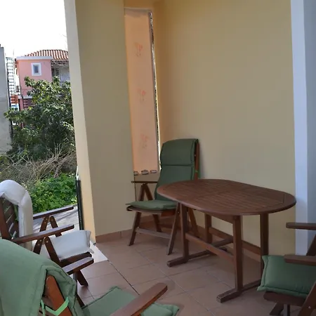Apartment Neighborhood Lixouri